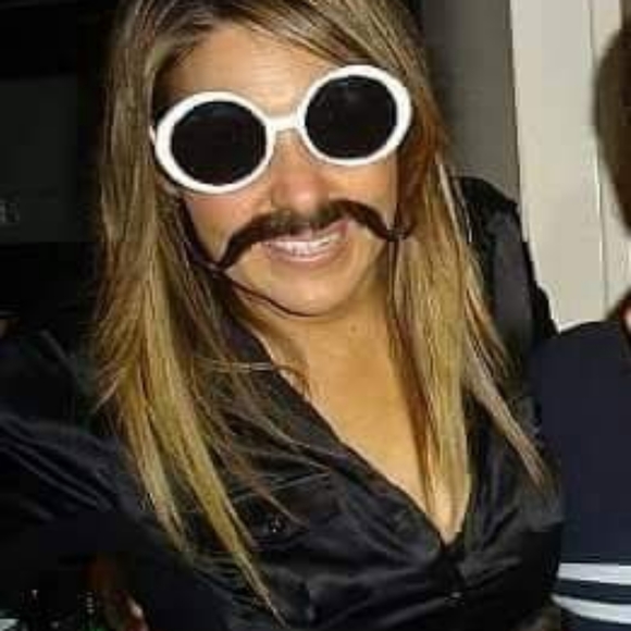 Meet your Posher, Eva - Picture 1 of 1